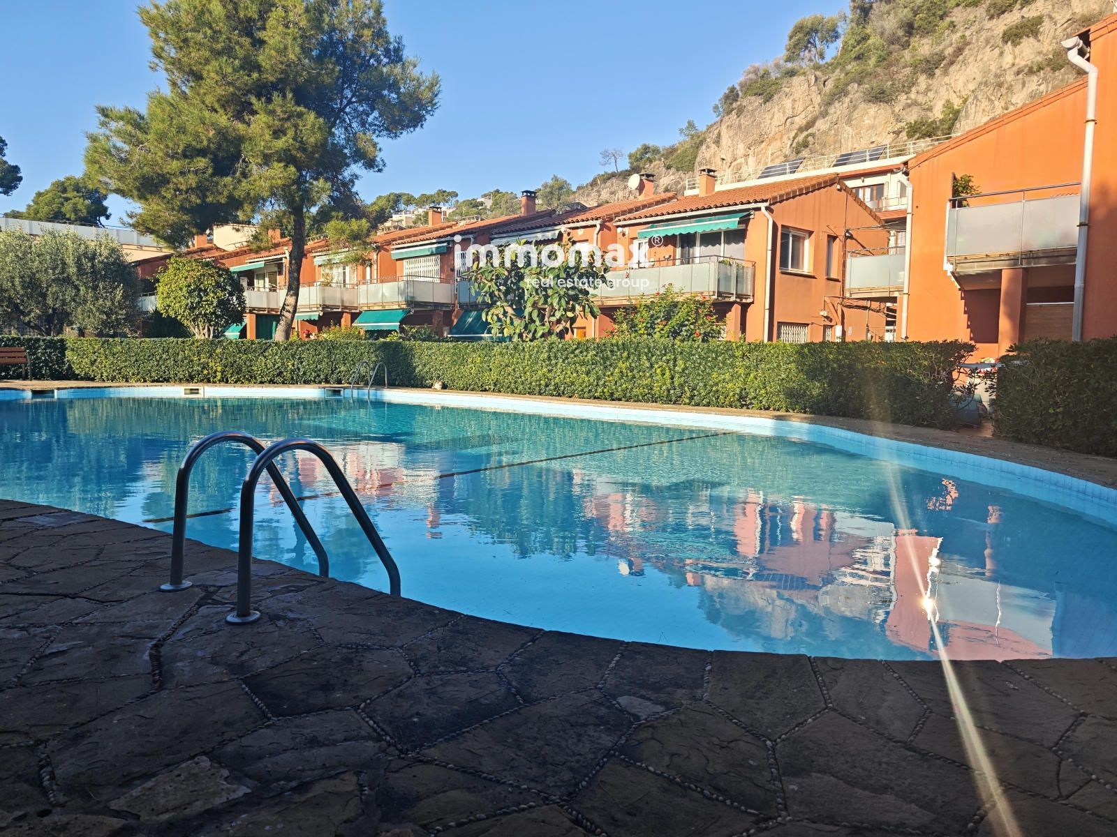 Swimming pool of Flat for sale in Castelldefels  with Terrace, Swimming Pool and Community pool