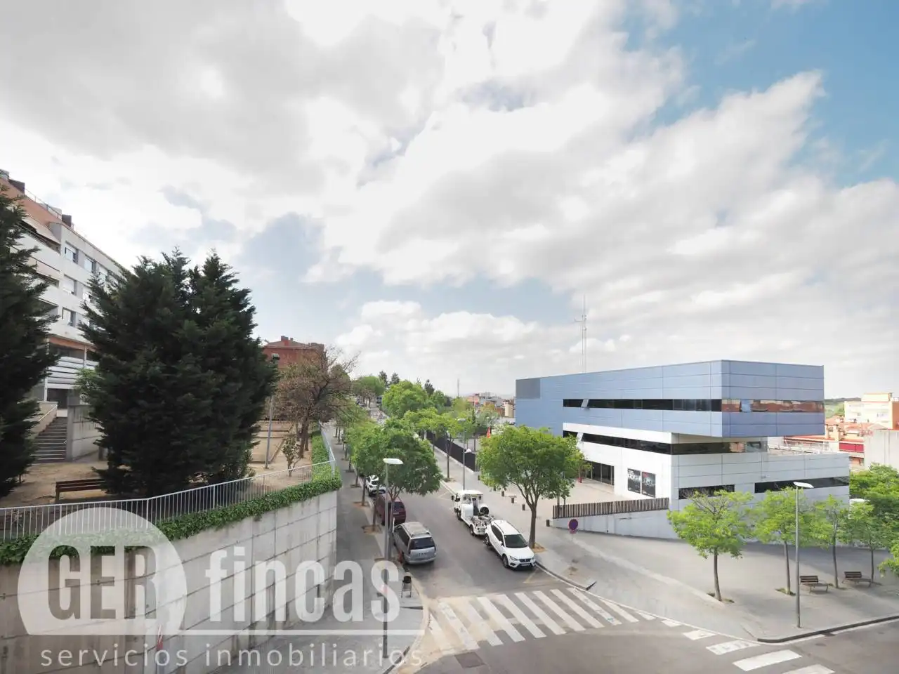 Exterior view of Flat for sale in Rubí  with Air Conditioner, Heating and Parquet flooring