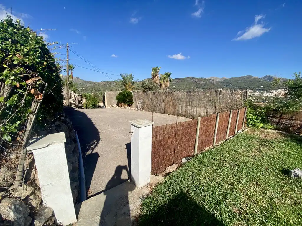 Vista exterior de Finca rústica en venda en Andratx amb Aire condicionat, Jardí privat i Terrassa