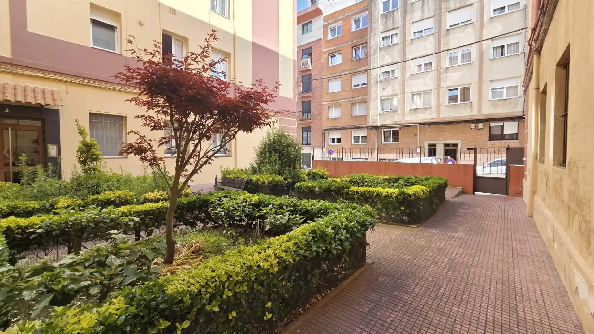 Außenansicht von Wohnung zur Miete in Santander mit Heizung und Möbliert