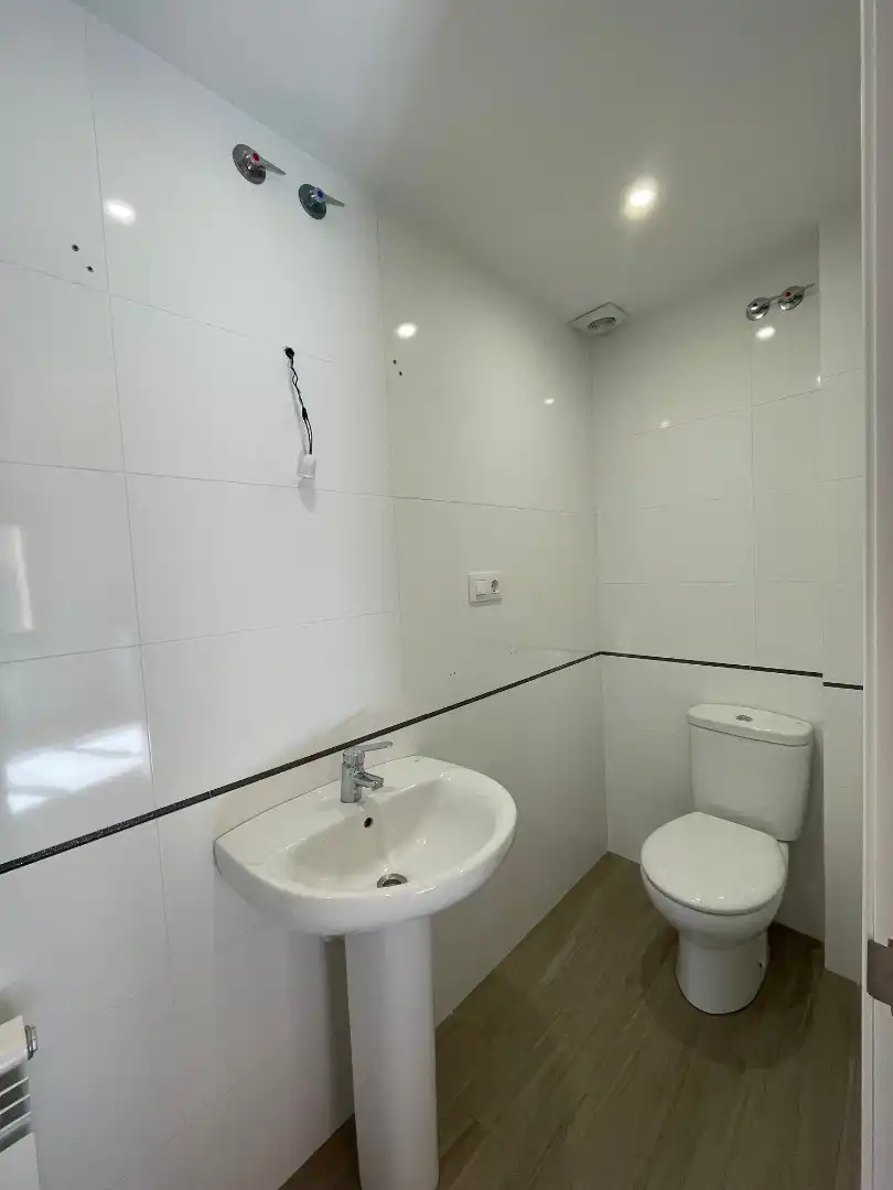 Bathroom of Detached homes for sale in Rioseco de Soria  with Heating, Parquet flooring and Storage room