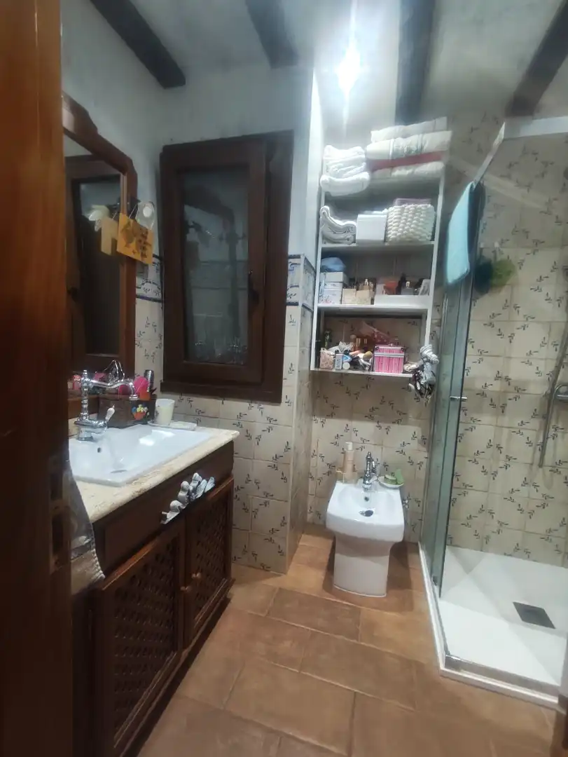 Baño de Piso en venta en Fuensalida con Aire acondicionado, Calefacción y Terraza