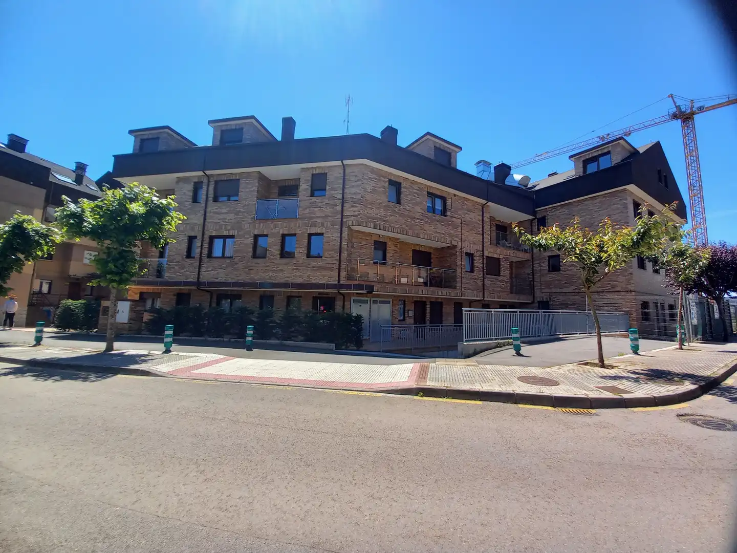 Vista exterior de Pis en venda en Castrillón amb Calefacció, Terrassa i Traster