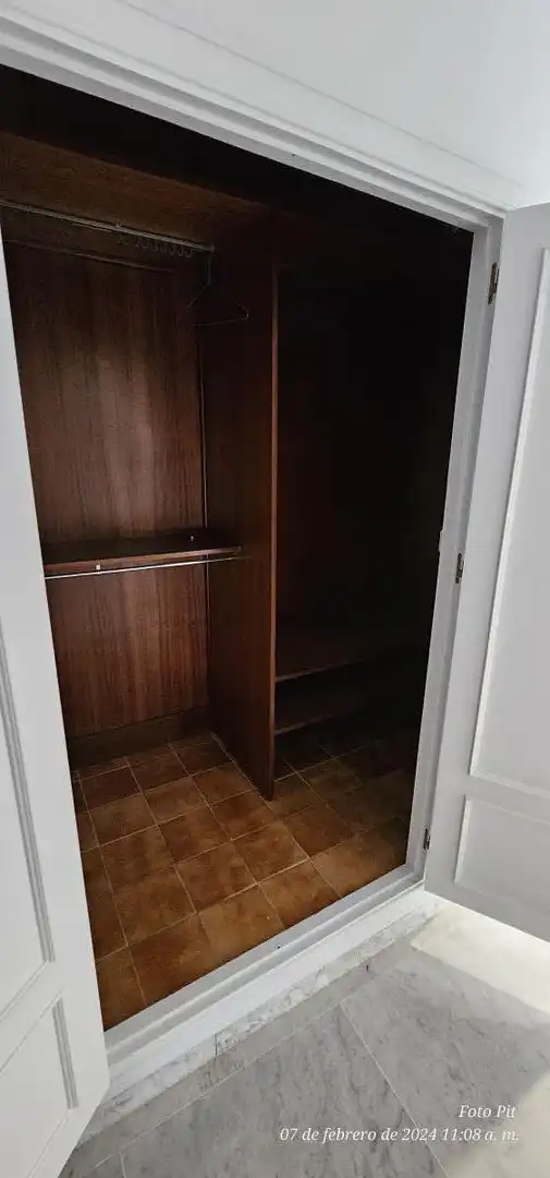 Piso de alquiler en camilo jose cela, La Buhaira