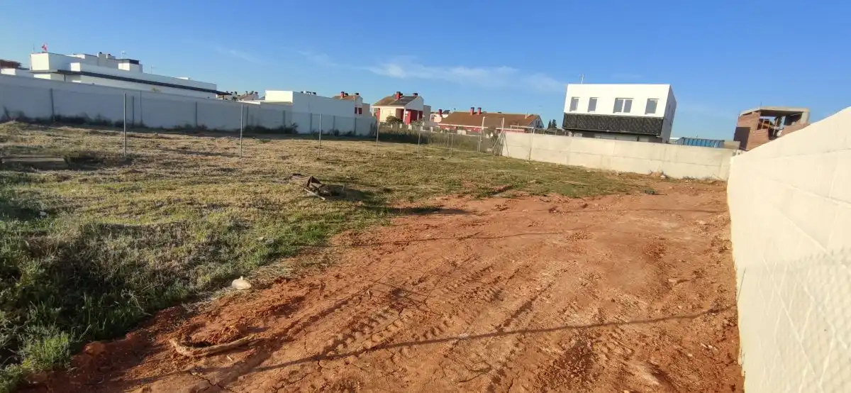 Casa o xalet en venda en Palomares del Río amb Aire condicionat, Calefacció i Jardí privat