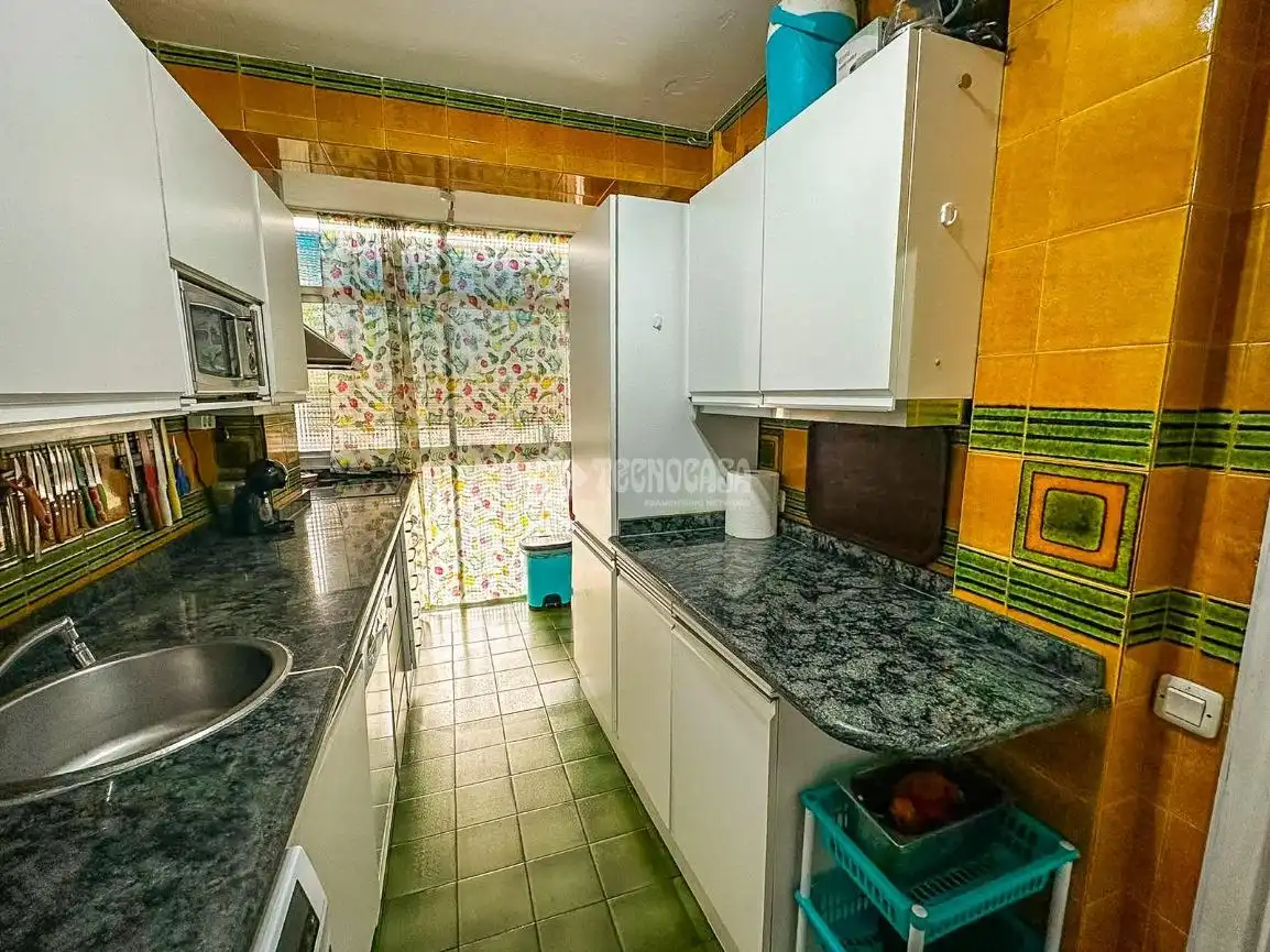 Kitchen of Flat for sale in Parla  with Heating and Terrace
