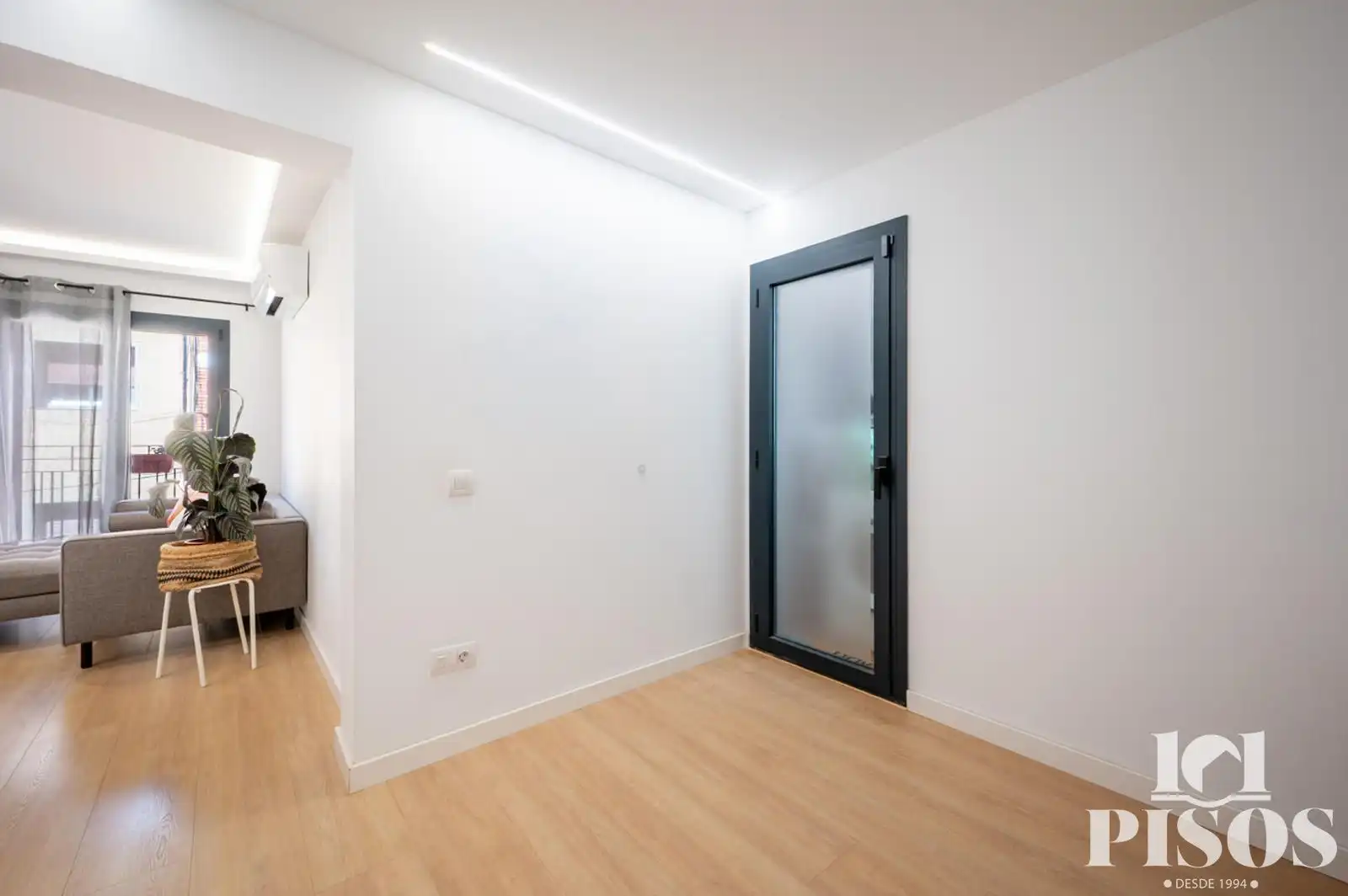 Piso en venta en Barcelona con Aire acondicionado, Calefacción y Terraza