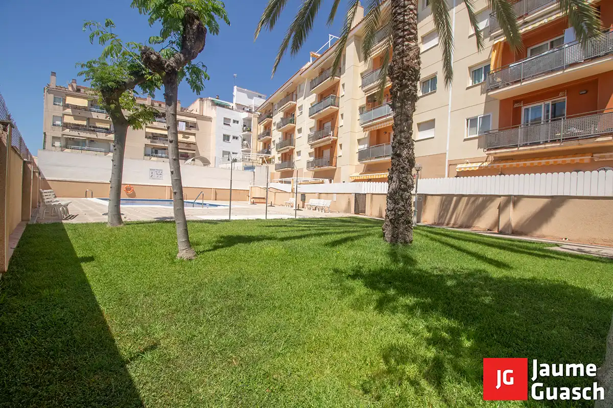 Außenansicht von Wohnung zum Verkauf in Torredembarra mit Klimaanlage, Heizung und Balkon