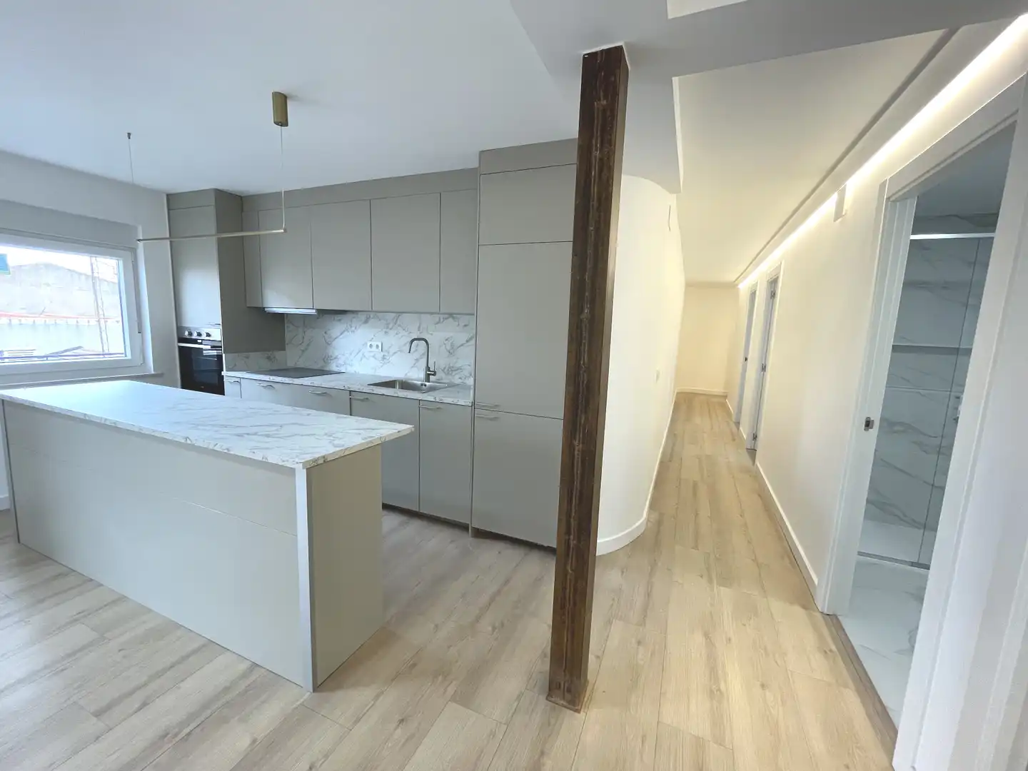 Cuina de Pis en venda en Salamanca Capital amb Aire condicionat, Calefacció i Parquet