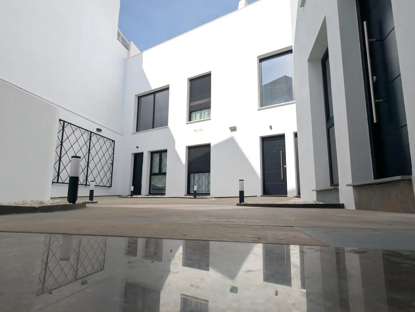 Außenansicht von Maisonette zur Miete in Sanlúcar la Mayor mit Klimaanlage, Terrasse und Möbliert