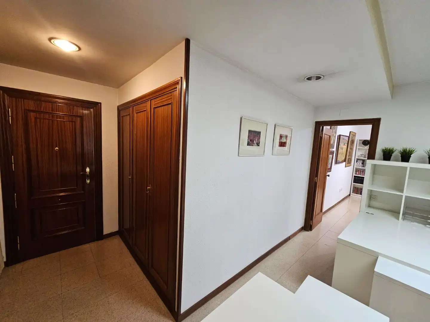 Office for rent in  Logroño  with Heating, Furnished and Internet