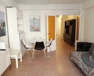 Sala d'estar de Pis de lloguer en  Almería Capital amb Calefacció, Terrassa i Balcó