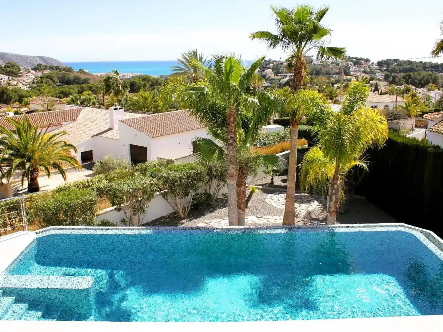 Piscina de Casa o xalet en venda en Moraira amb Aire condicionat, Piscina i Balcó