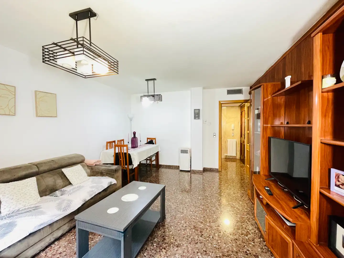 Sala de estar de Piso en venta en Zaragoza con Aire acondicionado, Calefacción y Jardín privado