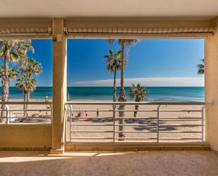 Dormitori de Apartament en venda en Torrevieja amb Terrassa