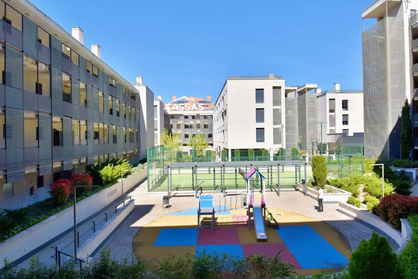 Planta baja en venta en Calle ROSALIA de castro , Soto del Henares