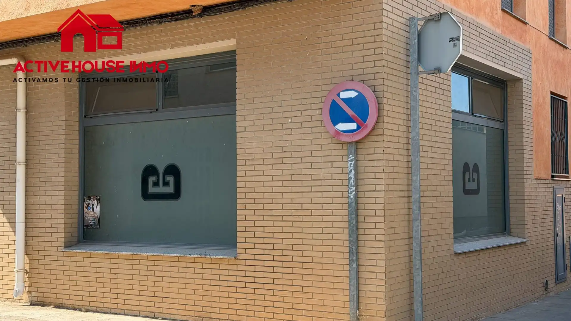 Parking of Commercial properties for rent in Santa Bàrbara
