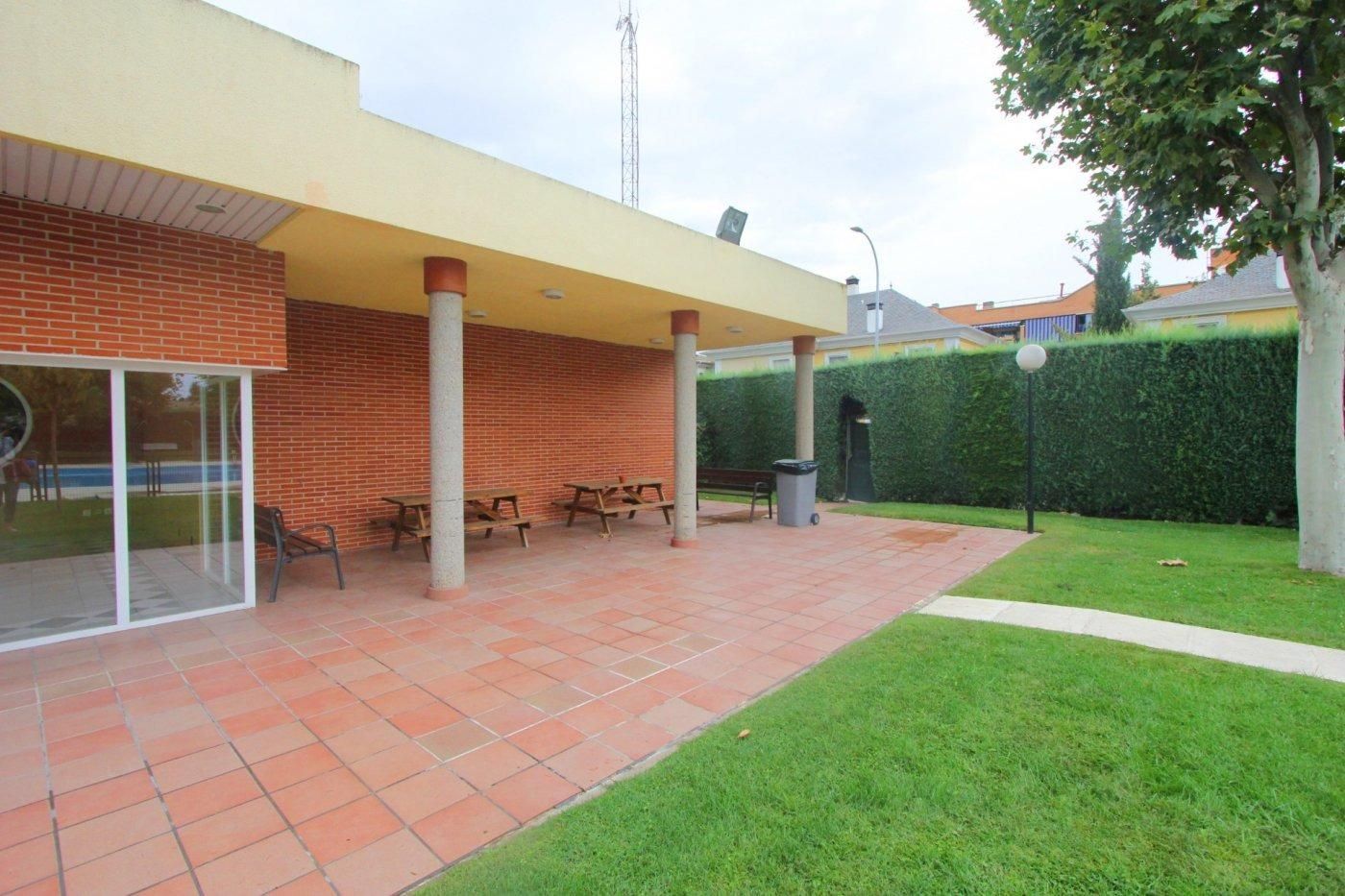 Terrace of Single-family semi-detached for sale in Torrejón de Ardoz  with Heating, Private garden and Community pool