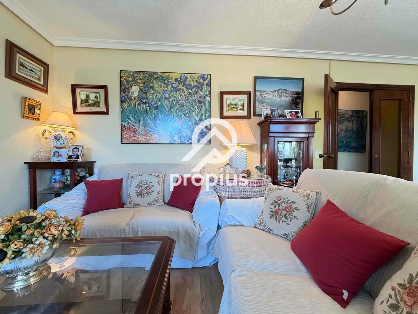 Sala de estar de Piso en venta en Hoyo de Manzanares con Calefacción, Parquet y Terraza