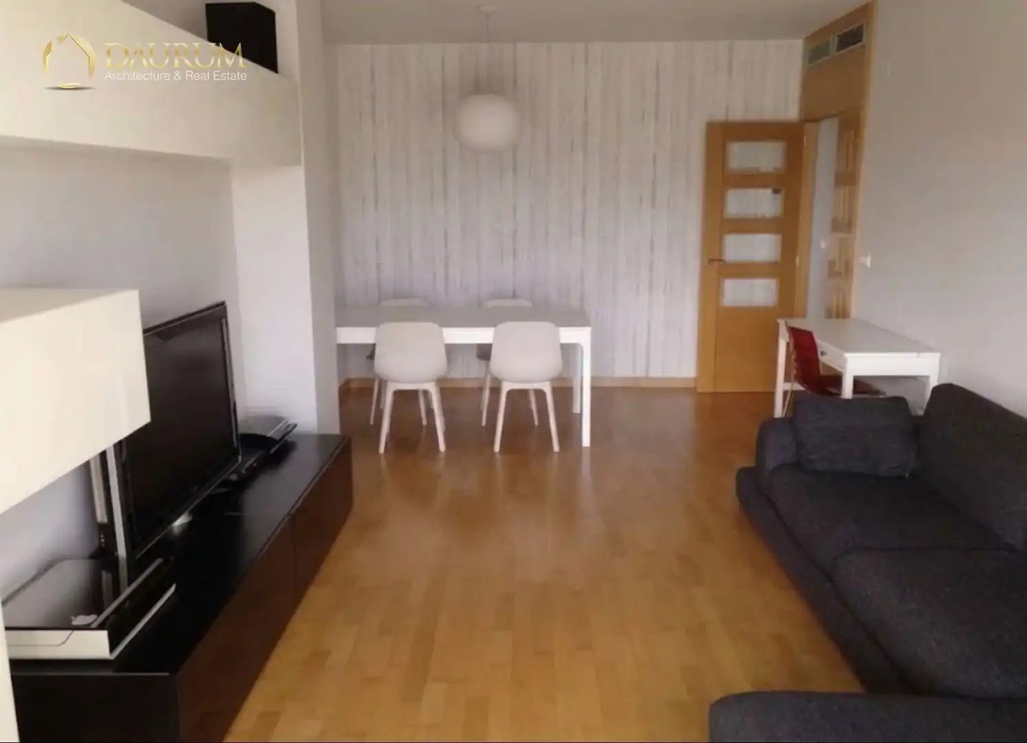 Piso con piscina en venta en POETA JOSÉ AGUSTÍN GOYTISOLO,, imagen 2