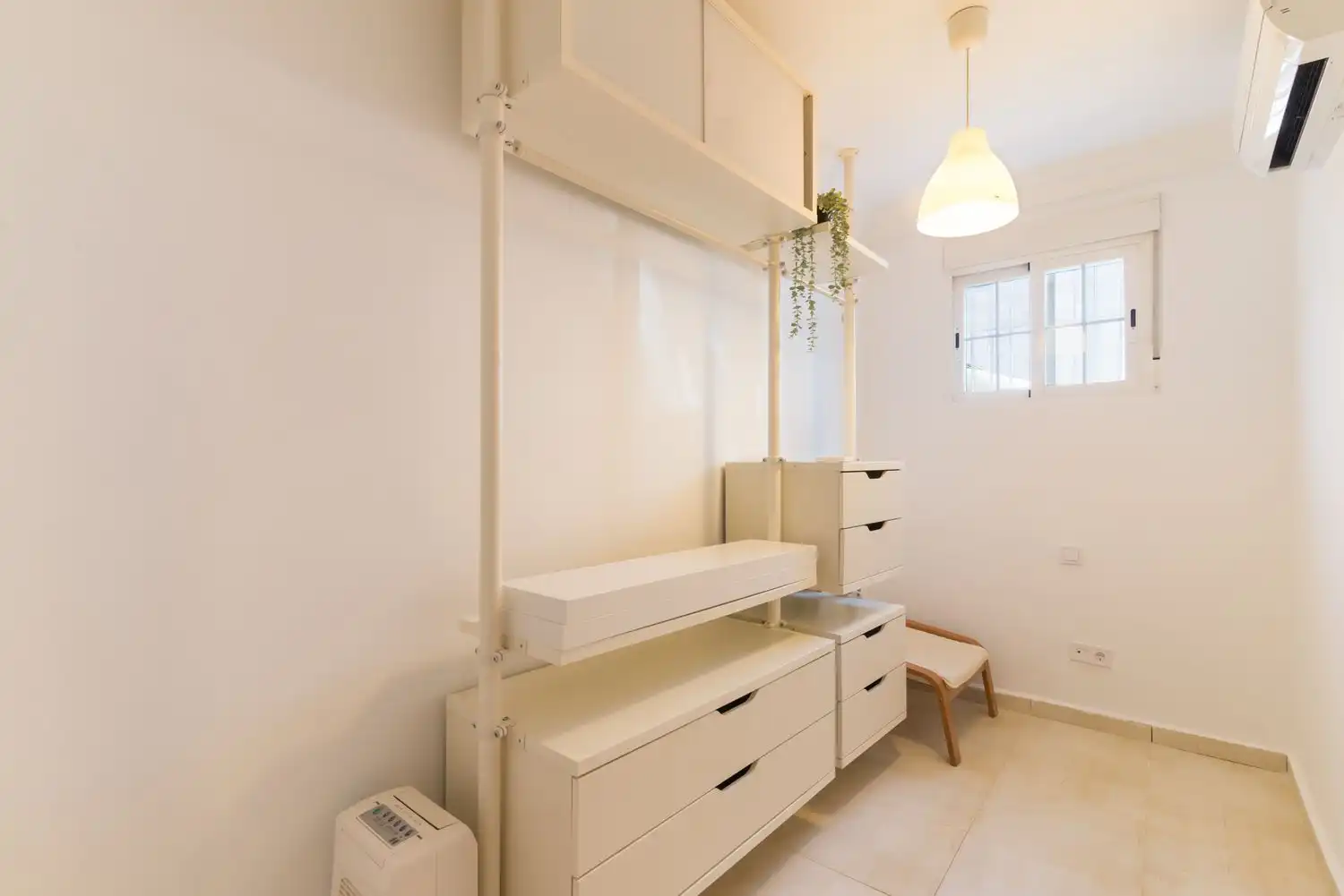 Habitación de Dúplex en venta en Carabanchel