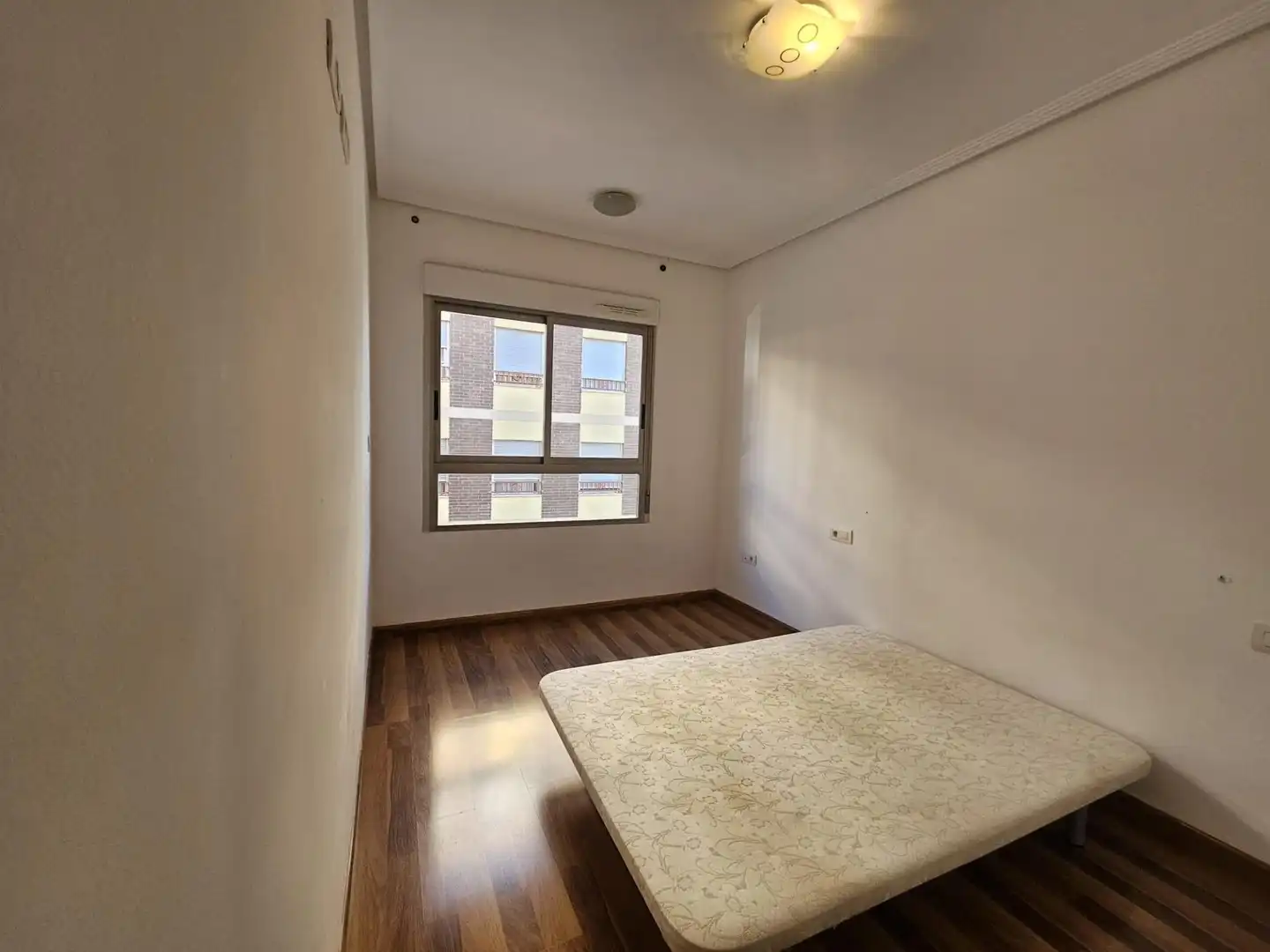 Habitación de Piso de alquiler en Elche / Elx con Amueblado