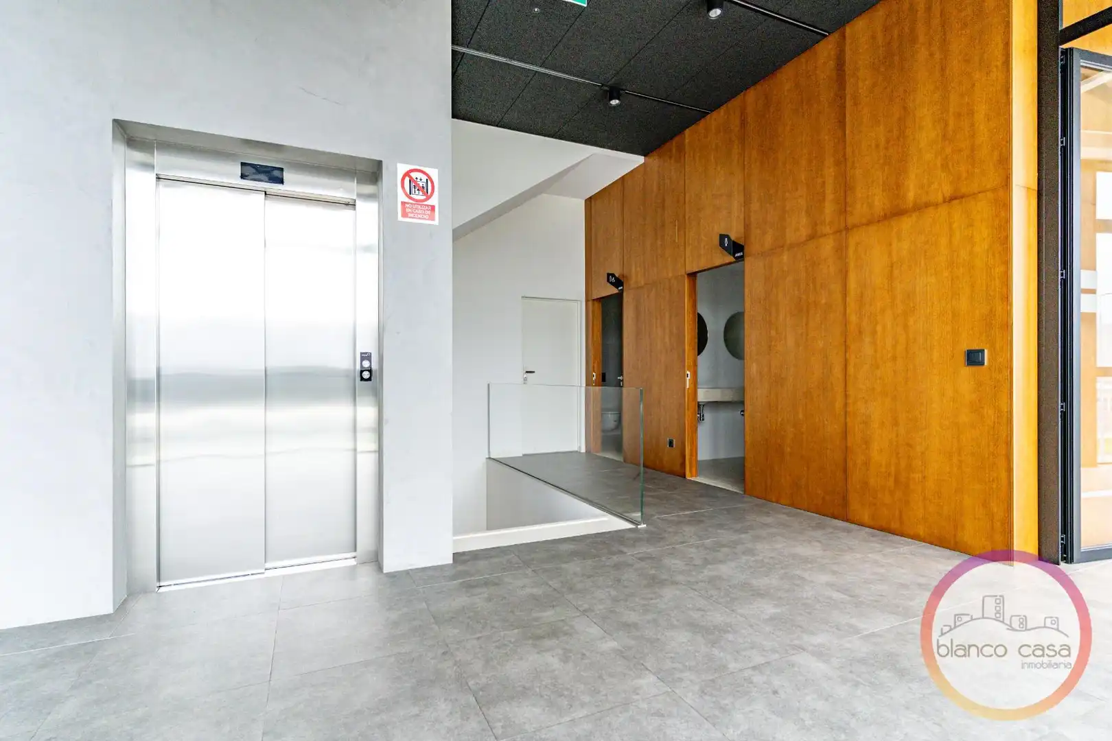 Ufficio con ascensore in affitto a Carballo, imagen 16