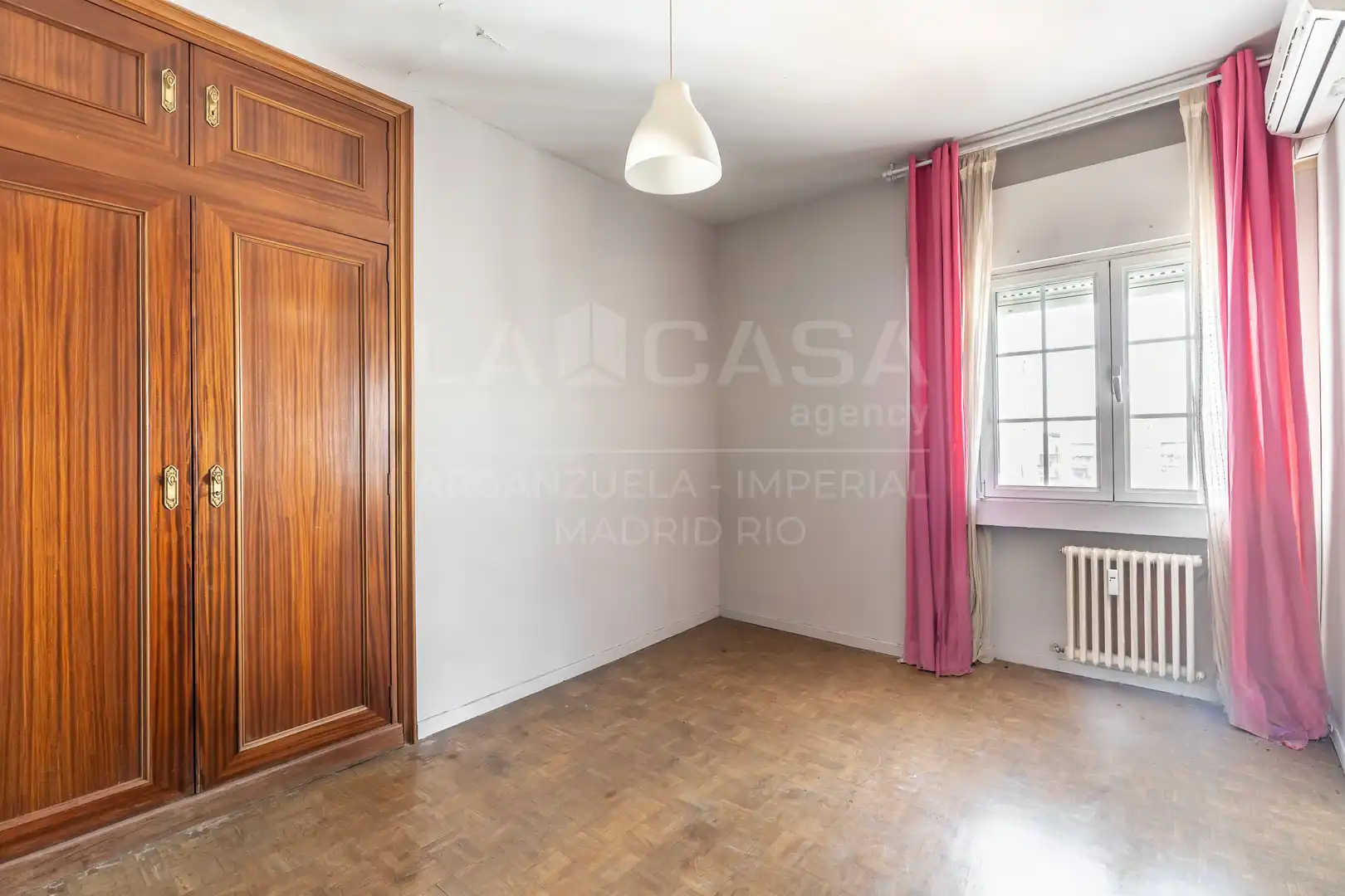 Habitación de Ático en venta en Madrid con Aire acondicionado, Calefacción y Terraza