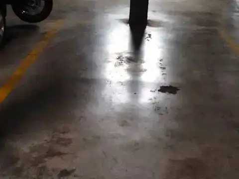 Garage zur Miete in Sevilla mit Alarm
