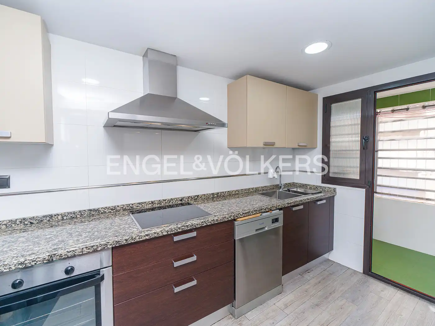 Cocina de Dúplex en venta en San Blas
