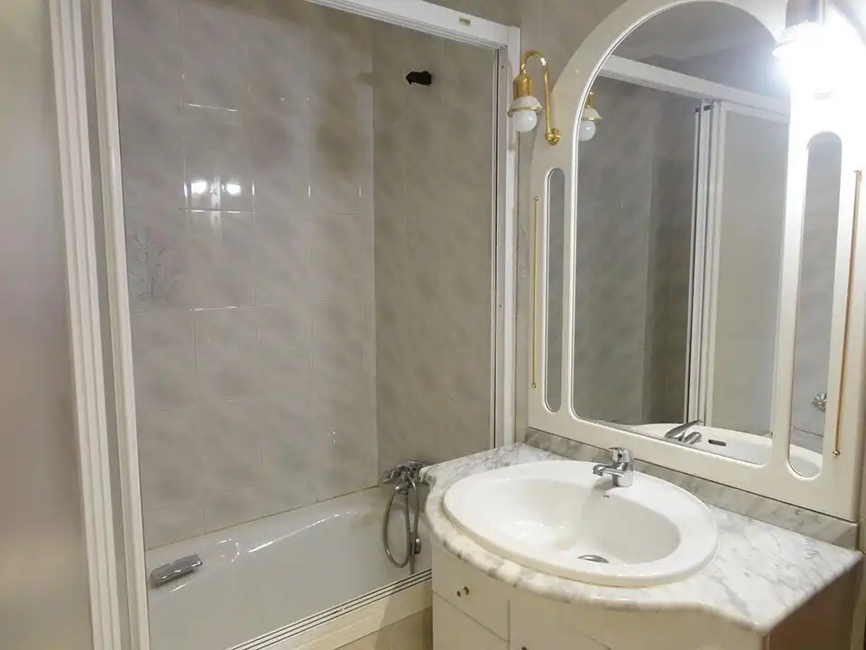 Bathroom of Flat for sale in Salas de los Infantes  with Heating, Terrace and Storage room