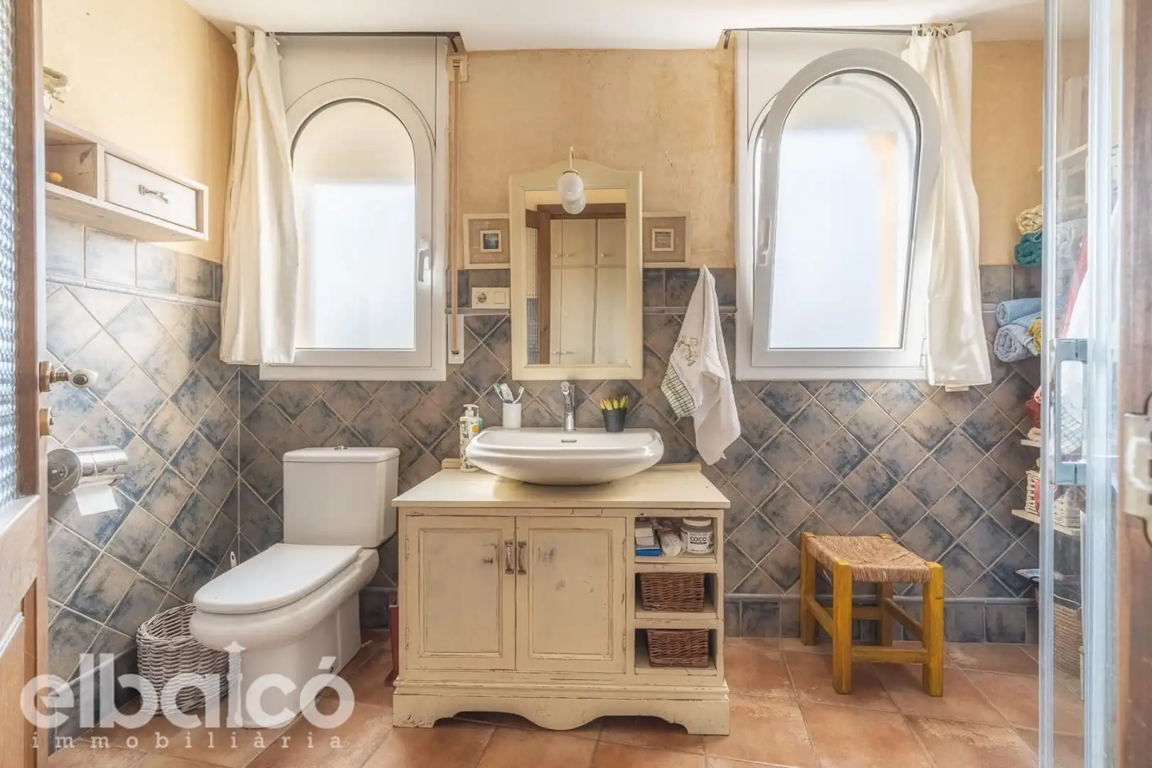 Badezimmer von Haus oder Chalet zum Verkauf in La Pobla de Montornès   mit Privatgarten, Terrasse und Abstellraum