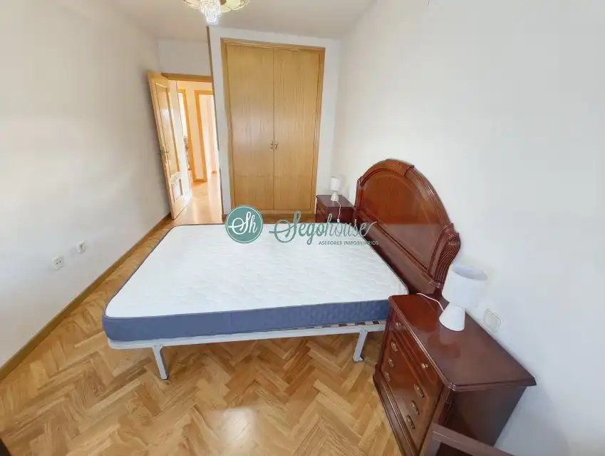Schlafzimmer von Wohnung zur Miete in Segovia mit Heizung, Parkett und Terrasse