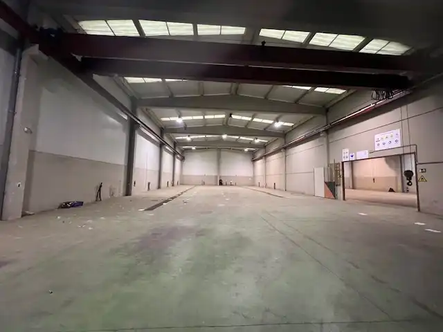 Industrial buildings for rent in Santander