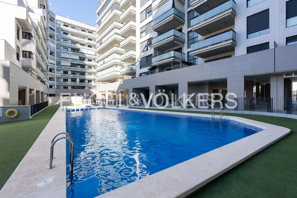 Piscina de Pis de lloguer en Sagunto / Sagunt amb Aire condicionat, Calefacció i Parquet