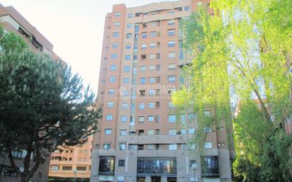 Exterior view of Flat for sale in  Madrid Capital  with Air Conditioner