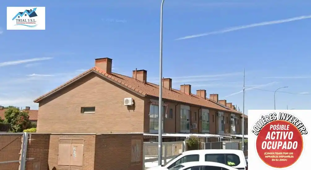 Vista exterior de Casa o chalet en venta en Torres de la Alameda