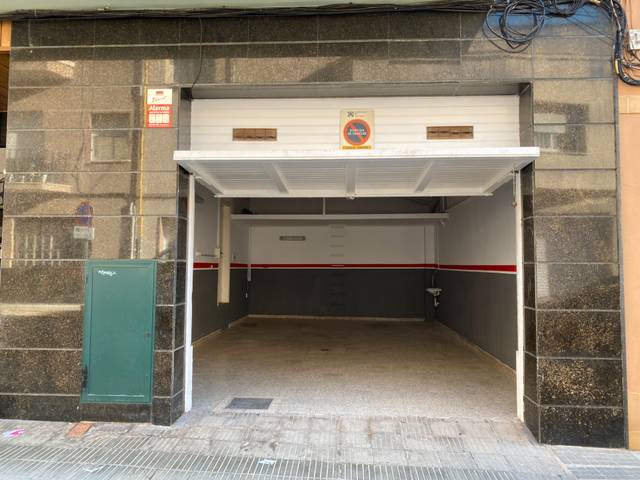 Garaje en Alquiler en Carrer de Pere Fizes, 48 en Sant Pere