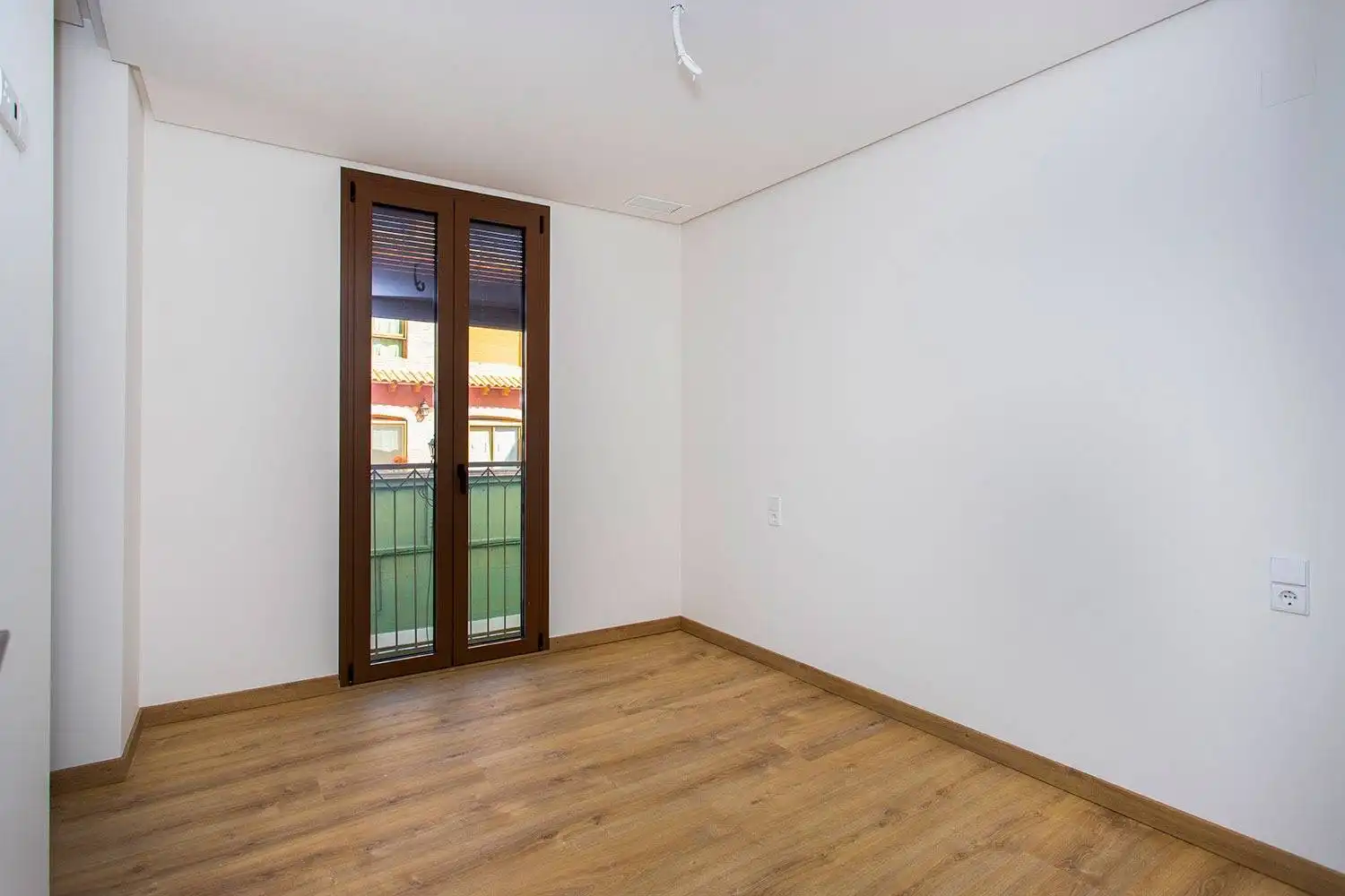 Wohnung zum Verkauf in Hondón de las Nieves / El Fondó de les Neus mit Balkon