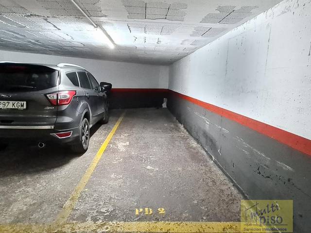 Garaje en Venta en Centre