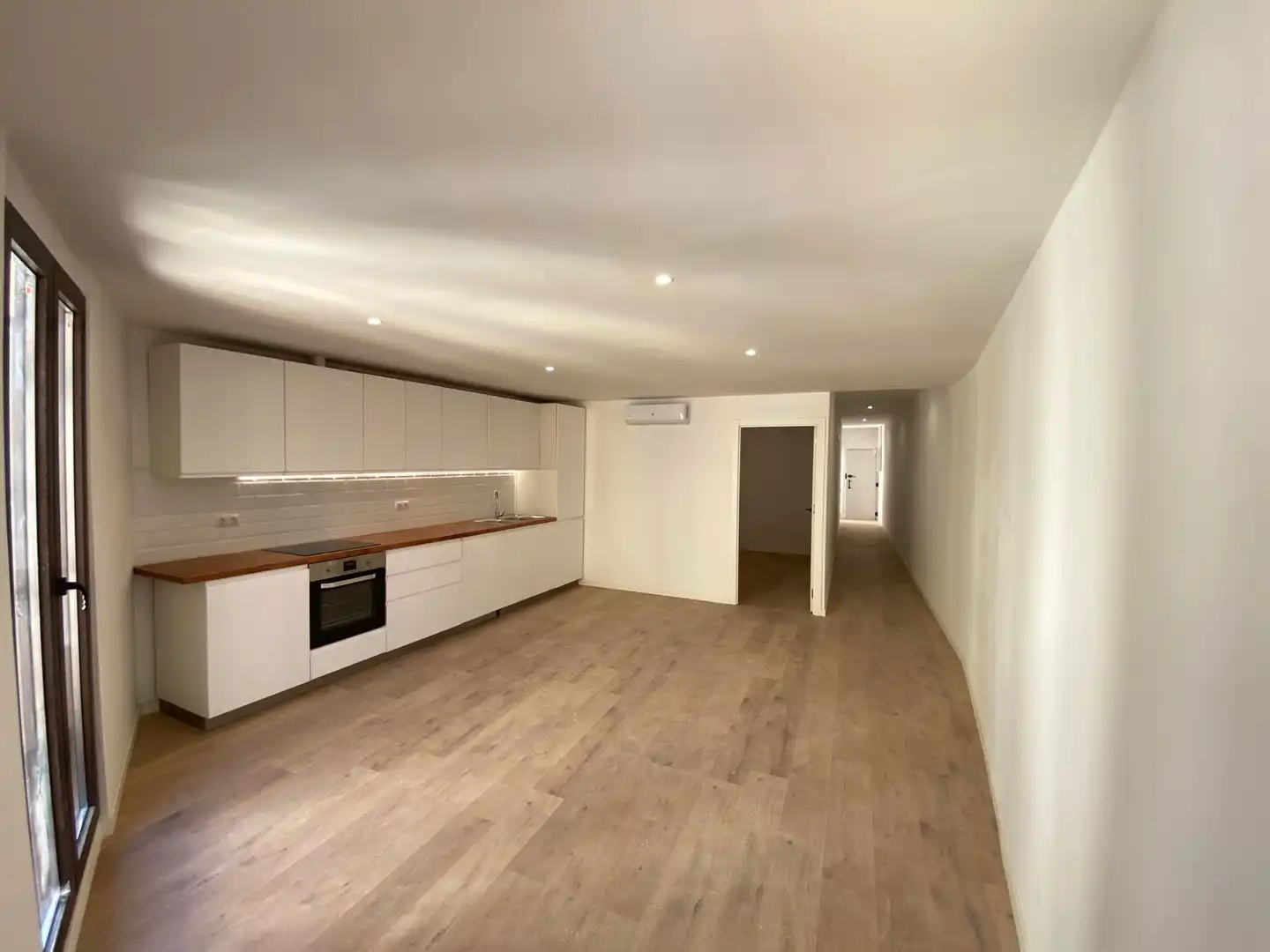 Piso en venta en Barcelona con Parquet y Horno