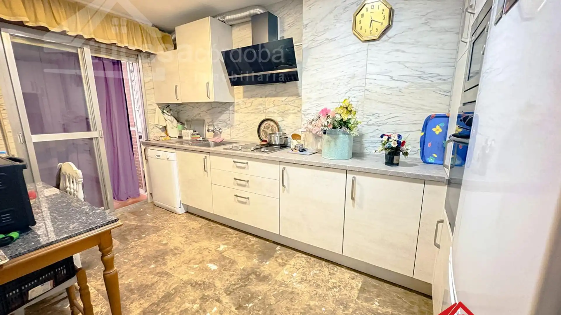 Cuina de Pis en venda en  Córdoba Capital amb Aire condicionat i Terrassa