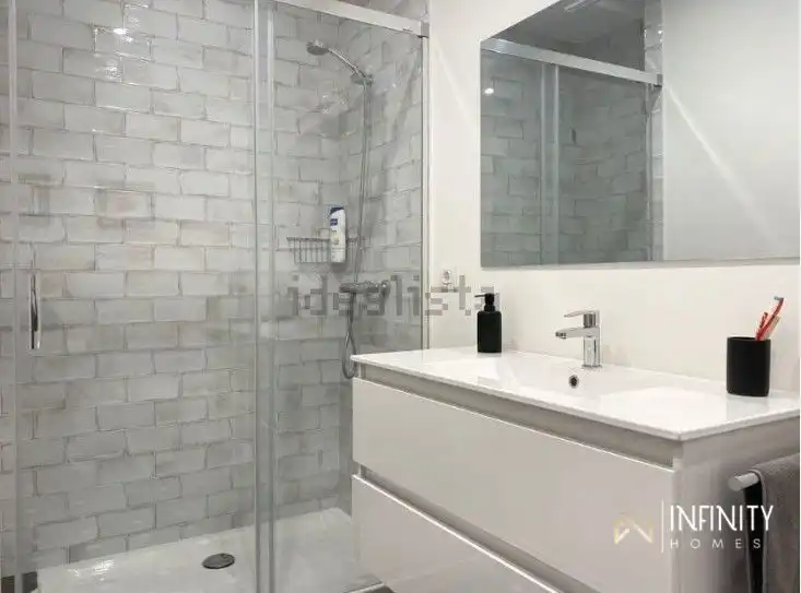 Badezimmer von Wohnungen zur Miete in Bilbao  mit Heizung