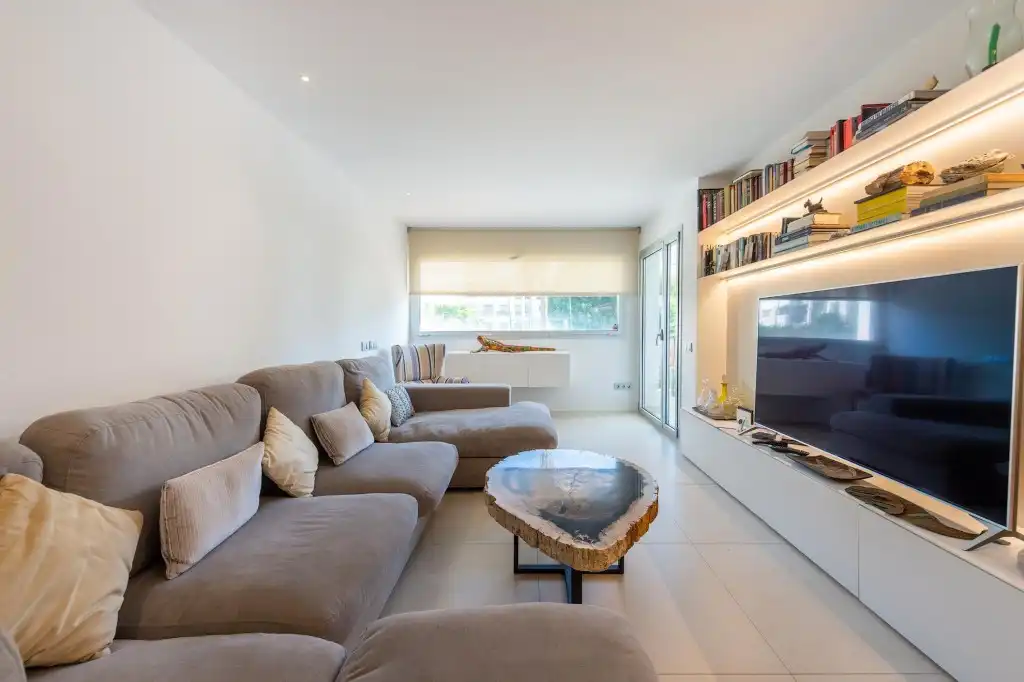 Apartament amb piscina en venda a Marina Botafoc - Platja de Talamanca, imagen 7