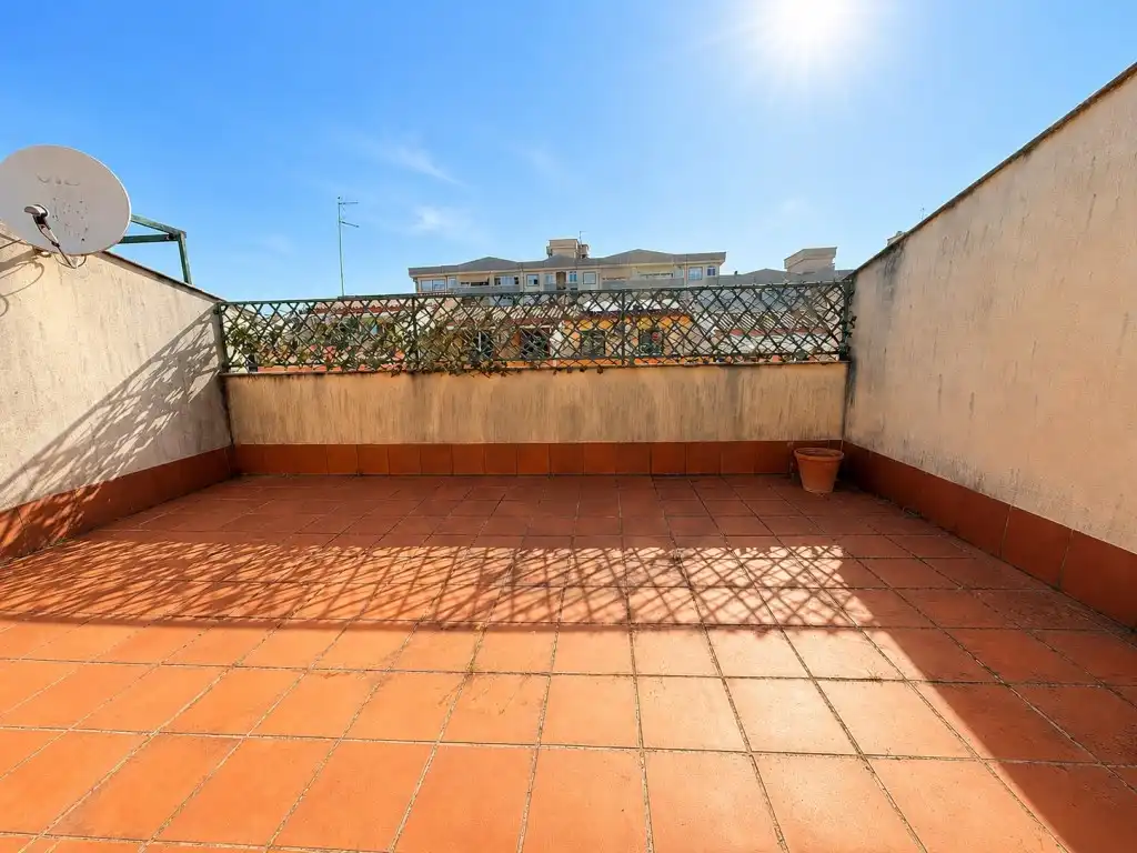 Terrassa de Casa adosada en venda en Cáceres amb Aire condicionat i Forn
