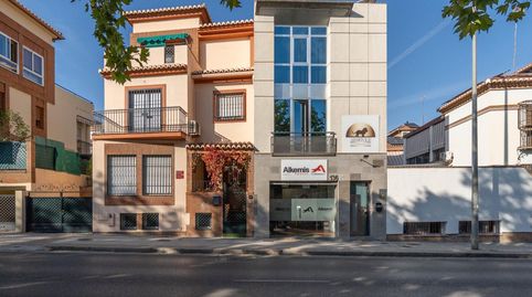 Foto 2 de Edificio en venta en Camino Bajo de Huétor, 136, Cervantes, Granada Capital