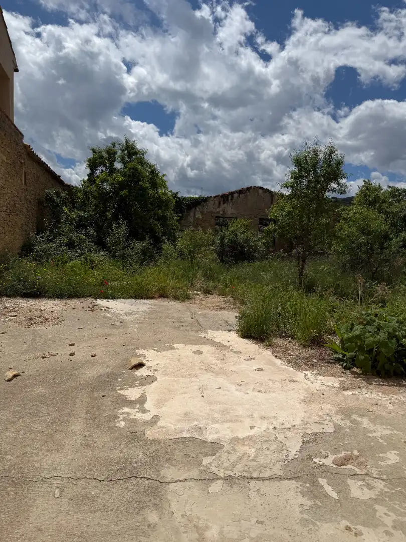 Residential zum Verkauf in Cinctorres