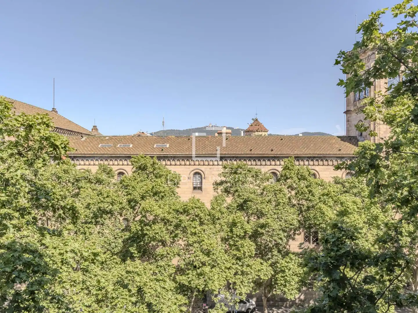 Vista exterior de Piso en venta en Barcelona con Aire acondicionado y Calefacción