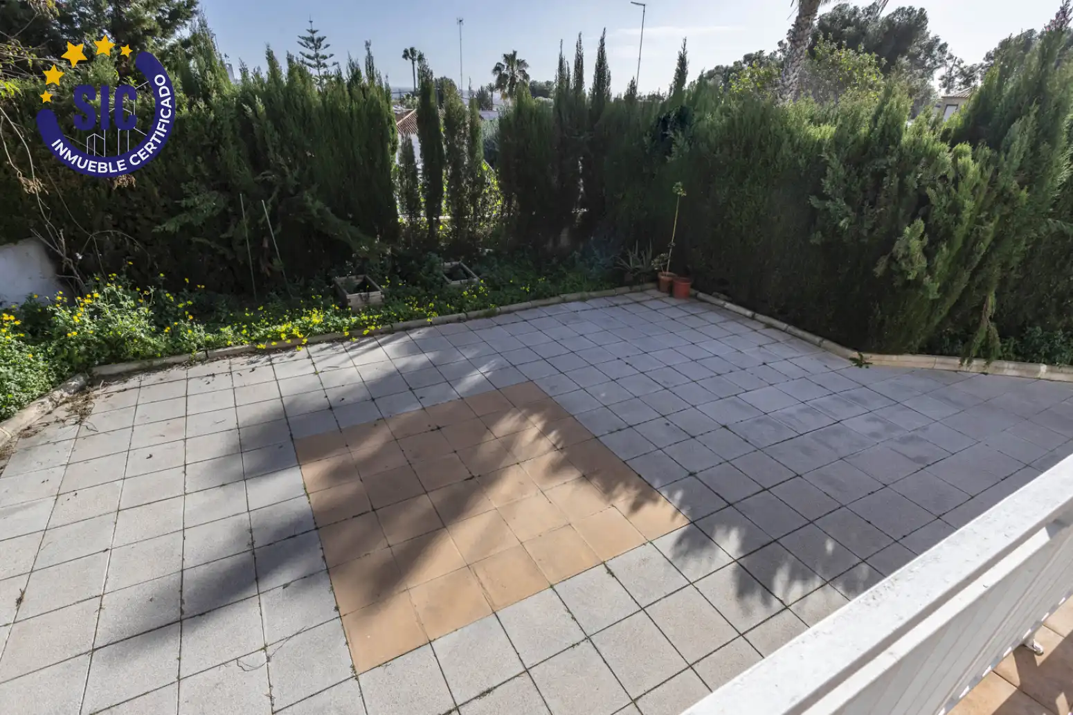 Jardí de Casa adosada en venda en Torrent amb Aire condicionat, Calefacció i Jardí privat