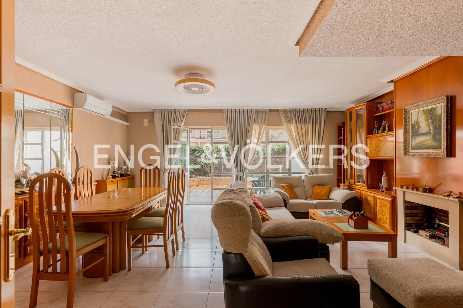 Comedor de Casa o chalet en venta en Leganés con Calefacción, Jardín privado y Parquet